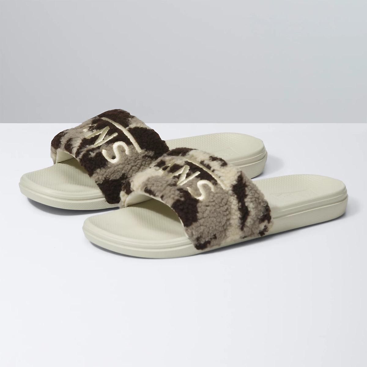 Vans sales sherpa slides